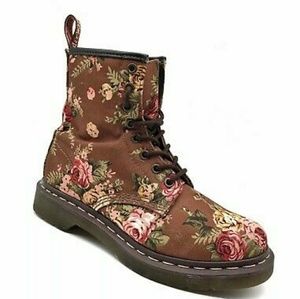 Floral Canvas 'Victorian Flowers' Doc Martens Sz 9